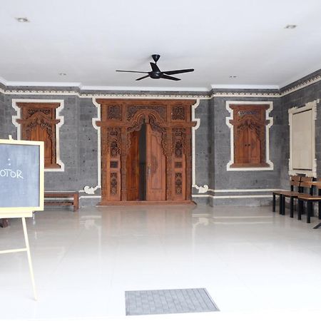 מלון קוטה לומבוק Palm Garden Kuta מראה חיצוני תמונה