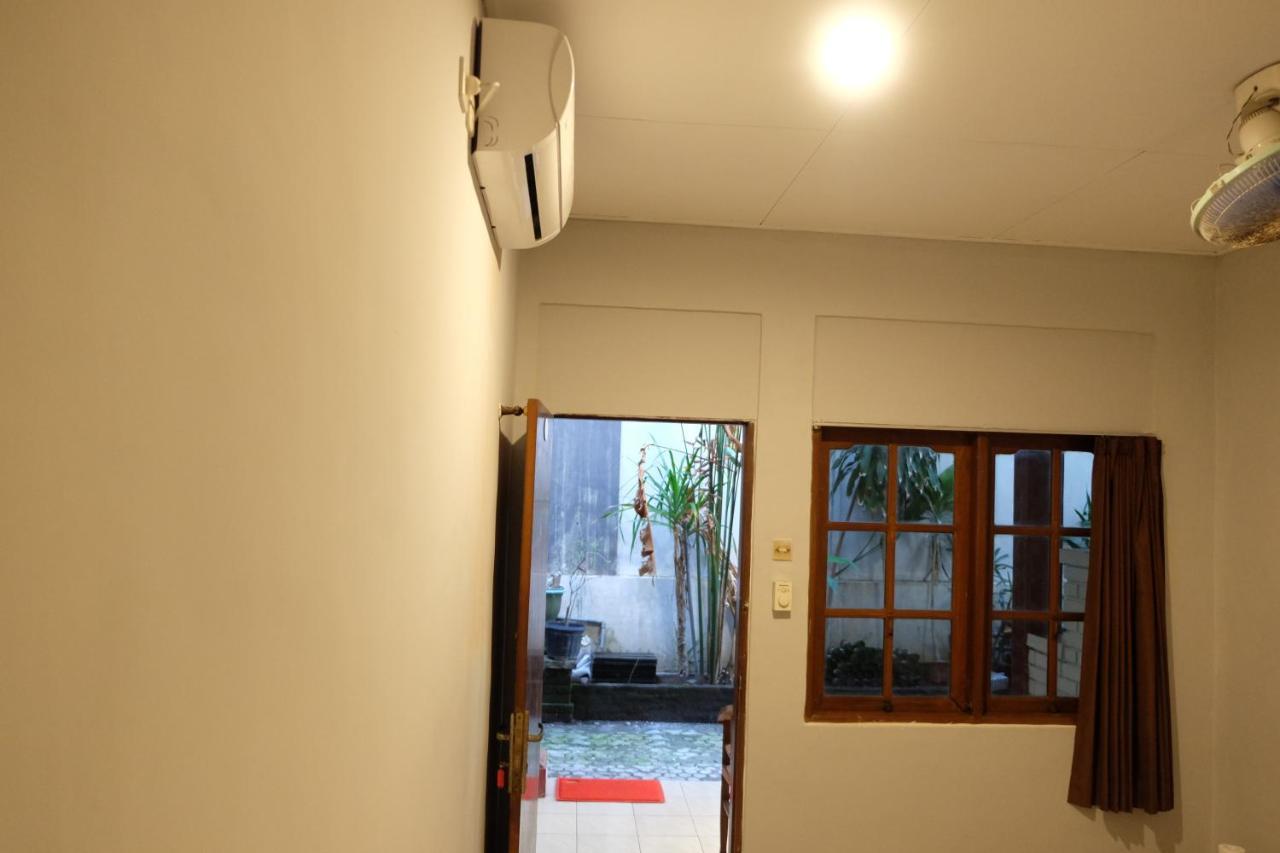 מלון קוטה לומבוק Palm Garden Kuta מראה חיצוני תמונה