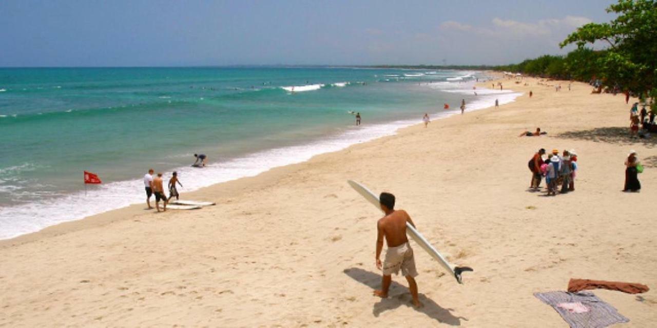 מלון קוטה לומבוק Palm Garden Kuta מראה חיצוני תמונה